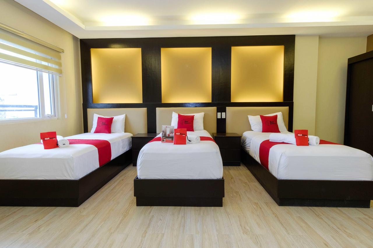 Hotel Reddoorz Premium Near Trinoma Quezon City Exterior foto
